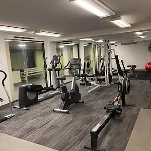 https://2-bed-2-bath-luxury-apartment-in-braddon-canberra-free.hotels-canberra.com